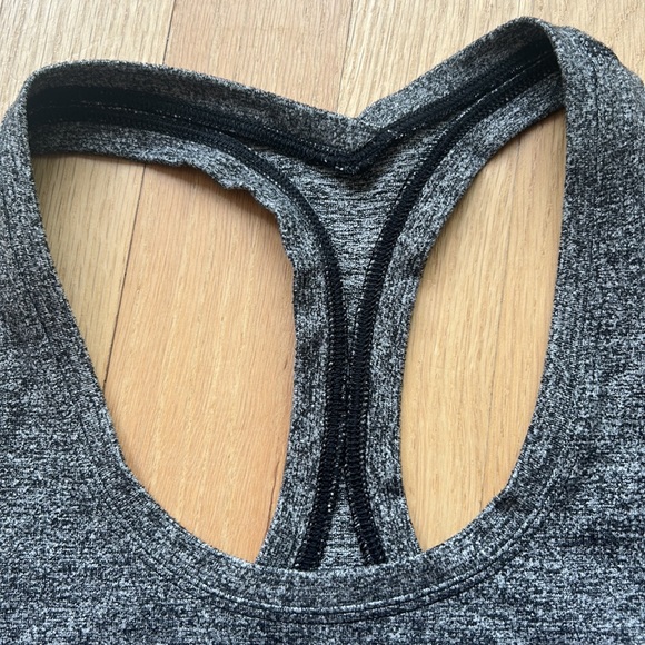 LULULEMON cropped tank - Picture 7 of 8